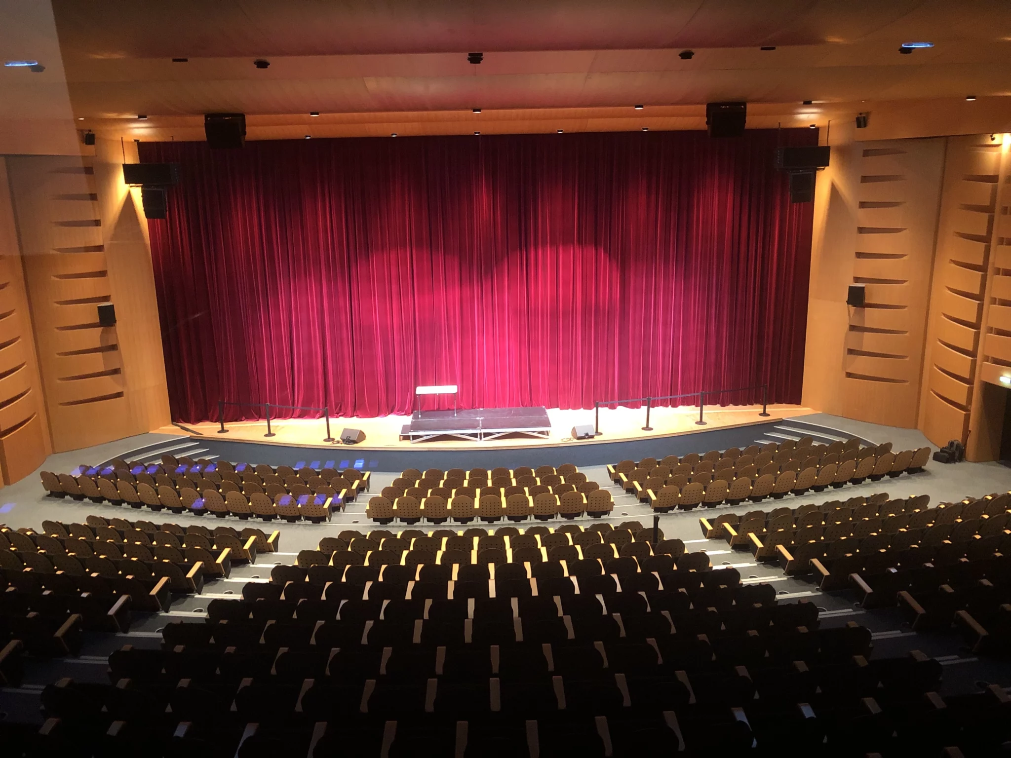 GHA - Auditorium avant rénovation